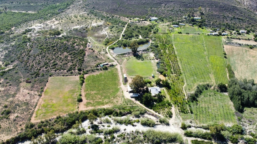 5 Bedroom Property for Sale in Ladismith Rural Western Cape